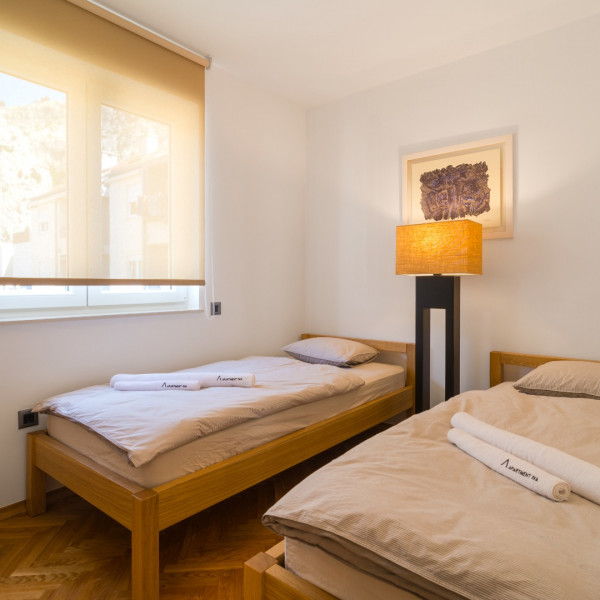 APARTMENT IVA / City Omi&scaron;, Villa Rose Zagreb